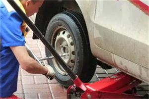 格尔木附近拖车24小时服务热线电话