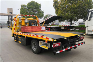 格尔木道路救援拖车报价